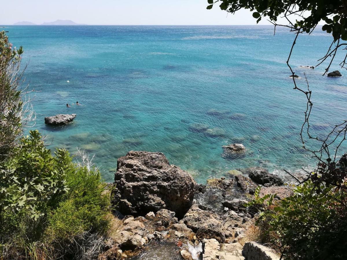 Villa Olga Agalianos 외부 사진